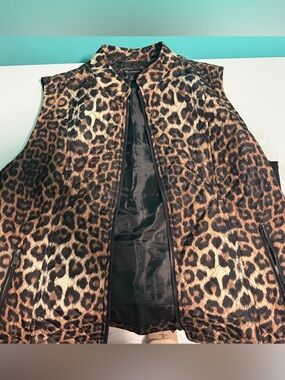 new directions Leopard Print Quilted Vest in Brown and Black